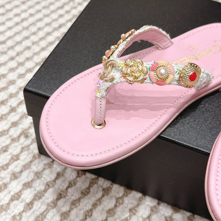 CHANEL 26S FLIP-FLOPS IN LIGHT PINK CALFSKIN