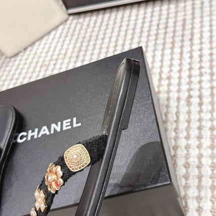 CHANEL 26S FLIP-FLOPS IN BLACK CALFSKIN