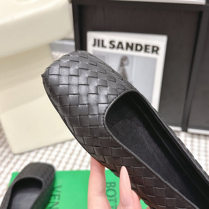 BOTTEGA VENETA 26S SQUARE-TOE FLATS IN BLACK TECHNICAL WOVEN LAMBSKIN