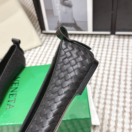 BOTTEGA VENETA 26S SQUARE-TOE FLATS IN BLACK TECHNICAL WOVEN LAMBSKIN