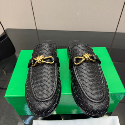 BOTTEGA VENETA 26S BACKLESS LOAFERS IN BLACK TECHNICAL WOVEN CALFSKIN