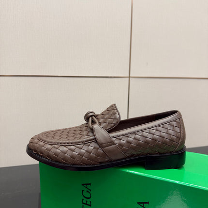 BOTTEGA VENETA 26S LOAFERS IN BROWN TECHNICAL WOVEN CALFSKIN
