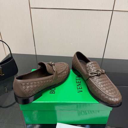 BOTTEGA VENETA 26S LOAFERS IN BROWN TECHNICAL WOVEN CALFSKIN