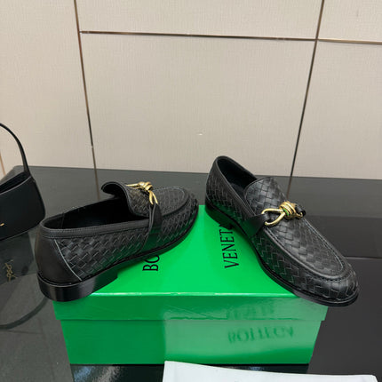 BOTTEGA VENETA 26S LOAFERS IN BLACK TECHNICAL WOVEN CALFSKIN STYLE 4