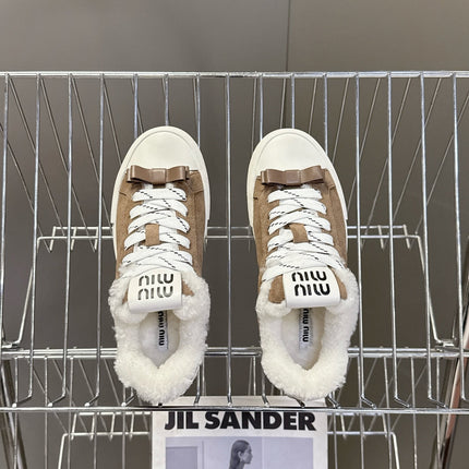 MIUMIU 25S SNEAKERS IN EARTH BROWN SUEDE WITH SHEARLING