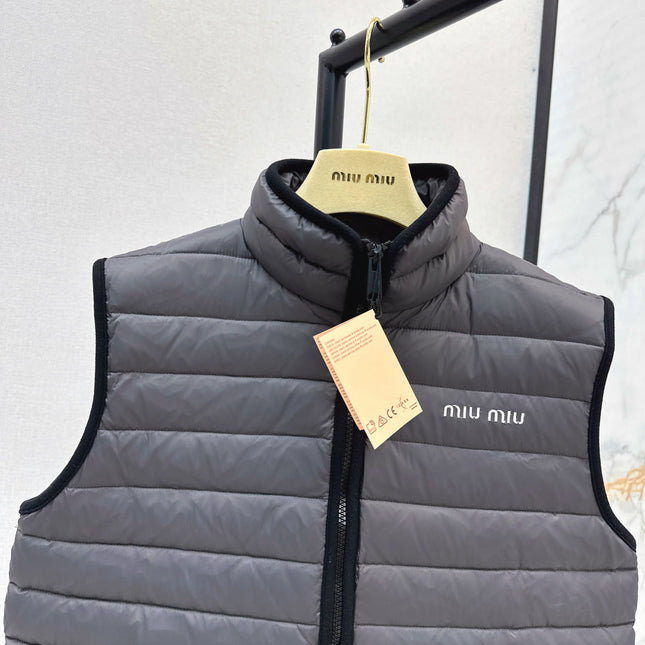 MIUMIU DOWN VEST 99400