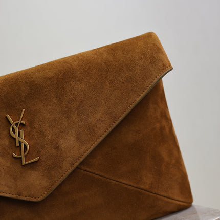 YSL 25S CASSANDRE LARGE ENVELOPE POUCH 29 IN BURNT UMBER SUEDE GOLD HARDWARE