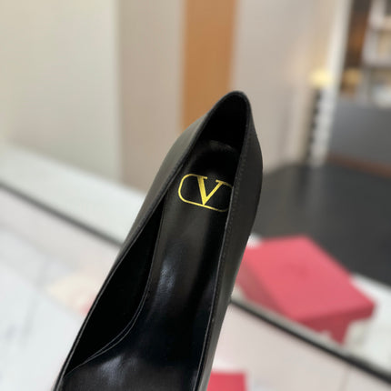 VALENTINO 26S HIGH HEELS 45 MM IN BLACK SMOOTH CALFSKIN