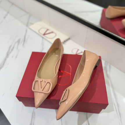 VALENTINO 26S BALLET FLATS IN NUDE PATENT CALFSKIN