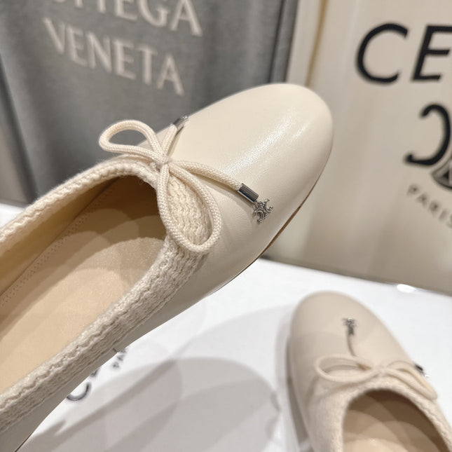 CELINE 26S BALLET FLATS IN CREAM WHITE CALFSKIN WITH BOW