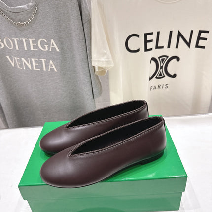 BOTTEGA VENETA 26S BALLET FLATS IN DARK BROWN LAMBSKIN