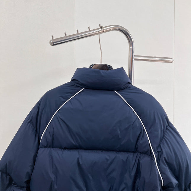 MIUMIU PUFFER JACKET STYLE 670
