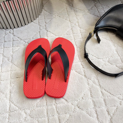 THE ROW 26S THONG SANDALS IN RED RUBBER WITH BLACK STRAPS CALFSKIN