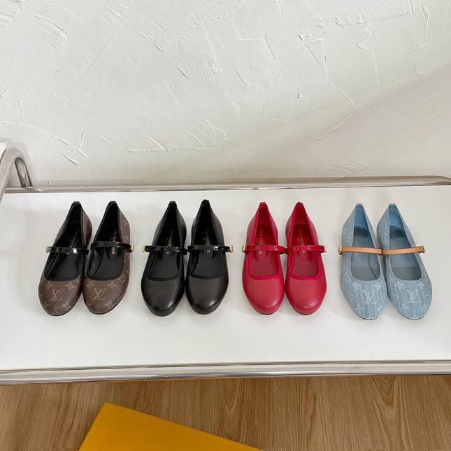 ROMY FLAT BALLERINA IN RUBY RED CALFSKIN