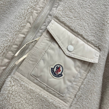 MONCLER 25S JACKET IN BEIGE 307590