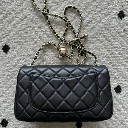 CHANEL 25S CLASSIC FLAP BAG MINI 20 IN BLACK LAMBSKIN WITH GOLD HARDWARE