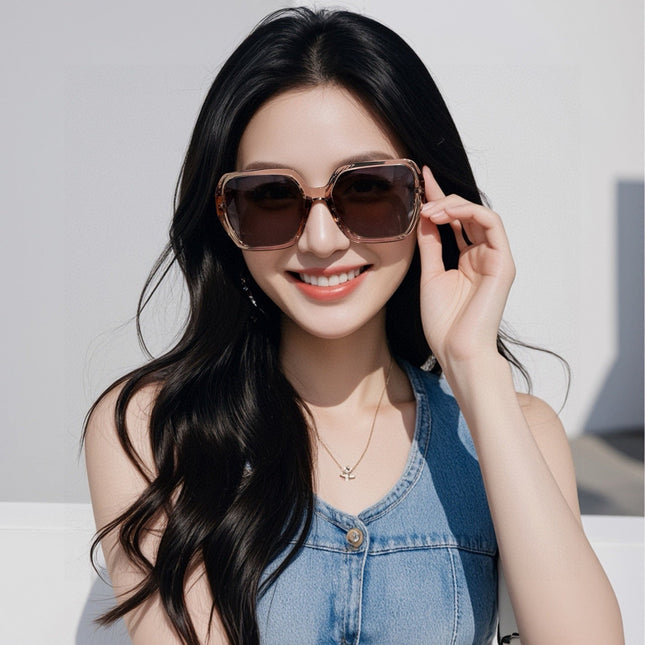 MONTAIGNE SUNGLASS CD2512 IN ACETATE