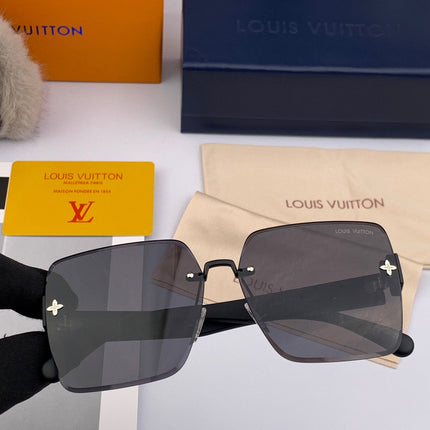 SQUARE SUNGLASSES L5970 IN BLACK ACETATE