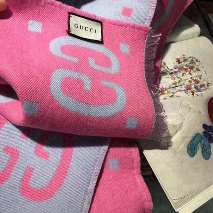 GUCCI 25S SCARF 180 IN WOOL 596385