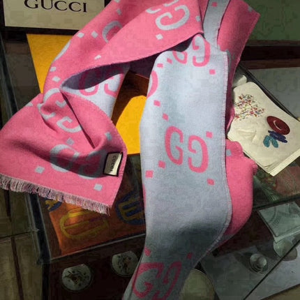 GUCCI 25S SCARF 180 IN WOOL 596385