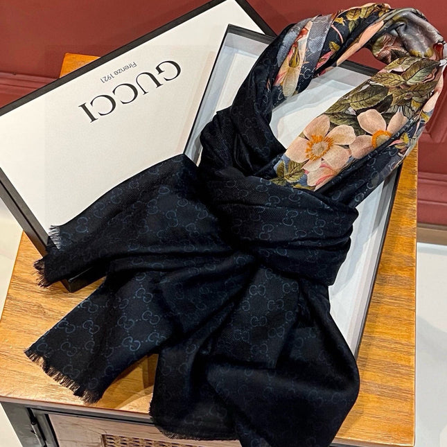 GUCCI 25S SCARF 200 IN CASHMERE 733883