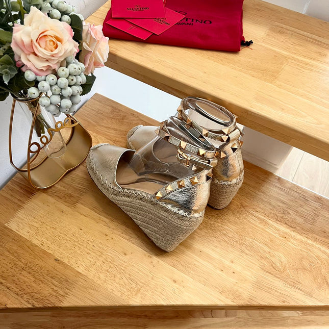 VALENTINO 26S WEDGE SHOES IN PALE GOLD CALFSKIN