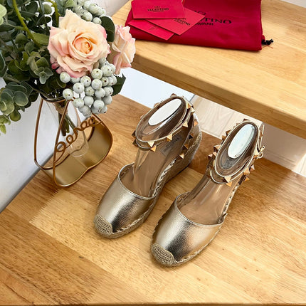 VALENTINO 26S WEDGE SHOES IN PALE GOLD CALFSKIN