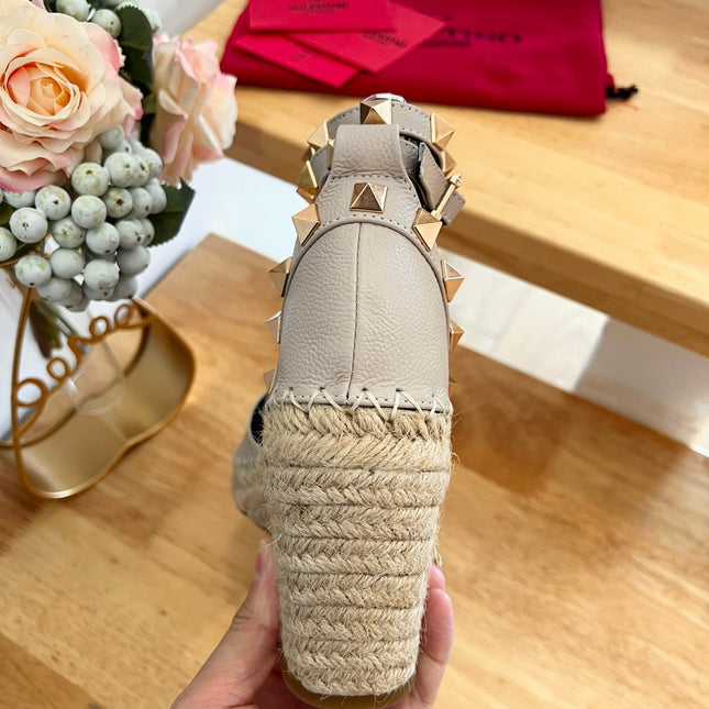 VALENTINO 26S WEDGE SHOES IN BEIGE CALFSKIN