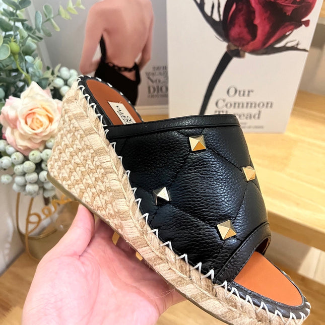VALENTINO 26S WEDGE SANDALS IN BLACK CALFSKIN