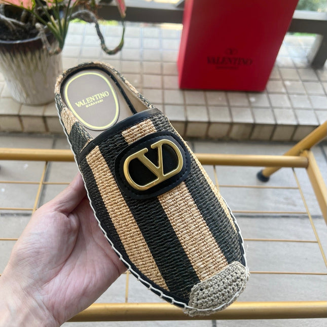 VALENTINO 26S ESPADRILLE MULES IN BLACK AND BEIGE RAFFIA