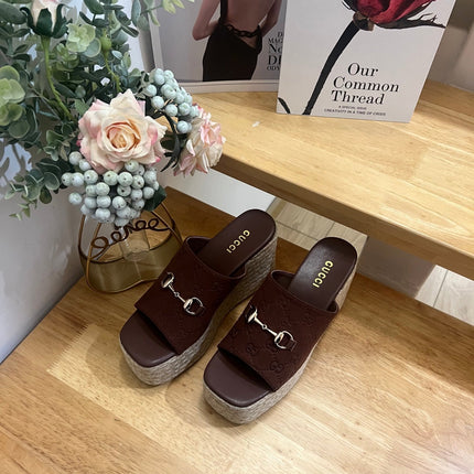 GUCCI 26S WEDGE SANDALS 100 MM IN BROWN SUEDE