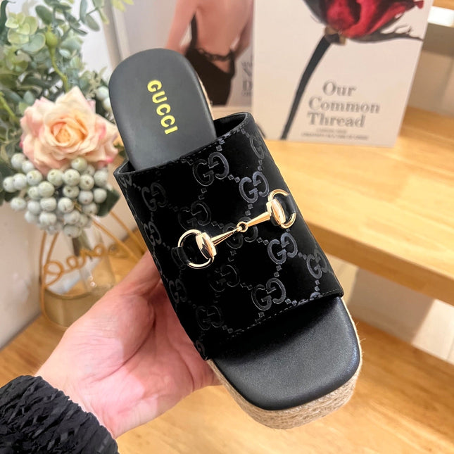 GUCCI 26S WEDGE SANDALS 100 MM IN BLACK VELVET