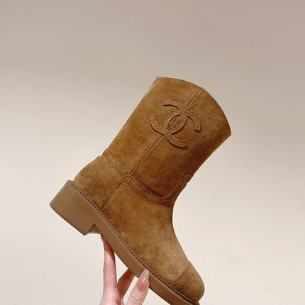 CC SHORT BOOTS PEANUT BROWN SUEDE CALFSKIN