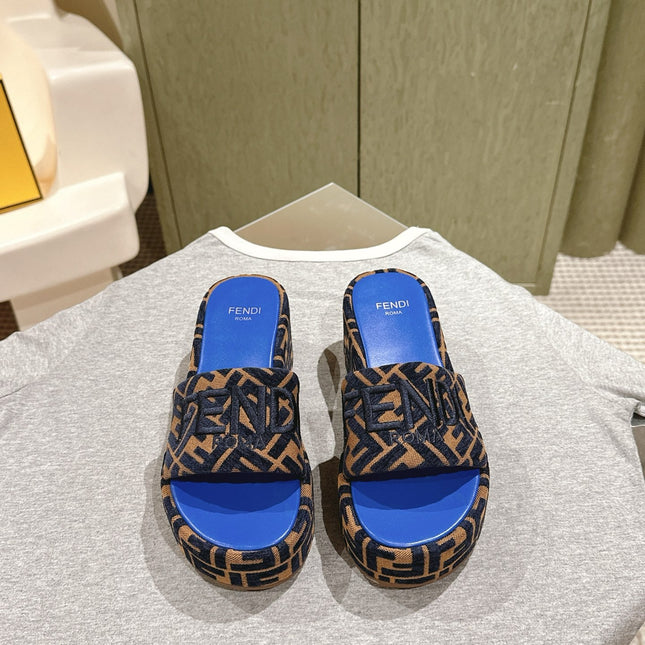 FENDI 26S PLATFORM SANDALS IN BROWN AND BLACK FABRIC STYLE 4