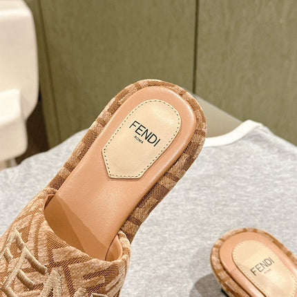 FENDI 26S HIGH SANDALS IN LIGHT BROWN FABRIC