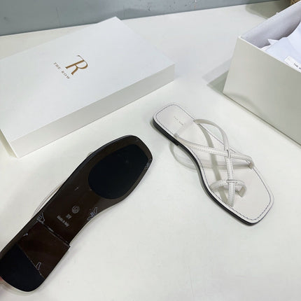 THE ROW 26S FLAT SANDALS IN WHITE CALFSKIN