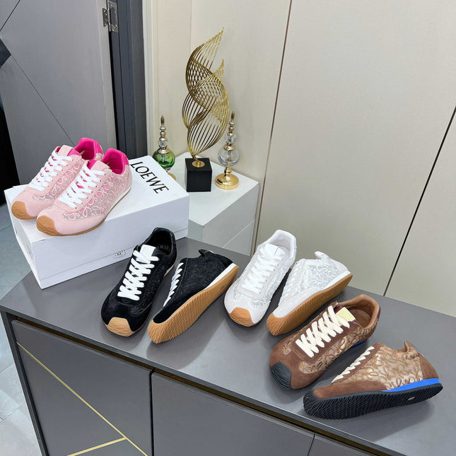 LOEWE 26S RUNNER 2.0 SNEAKERS IN WHITE SUEDE AND ANAGRAM JACQUARD