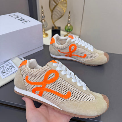 LOEWE 26S RUNNER 2.0 SNEAKERS IN BEIGE SUEDE AND MESH FABRIC