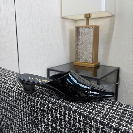 LV 26S HIGH-HEELED MULES 40 MM IN BLACK PATENT CALFSKIN