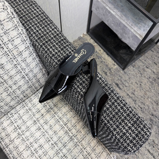 LV 26S HIGH-HEELED MULES 40 MM IN BLACK PATENT CALFSKIN
