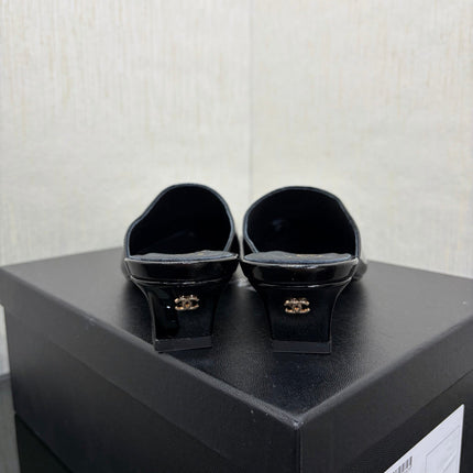 LV 26S HIGH-HEELED MULES 40 MM IN BLACK PATENT CALFSKIN