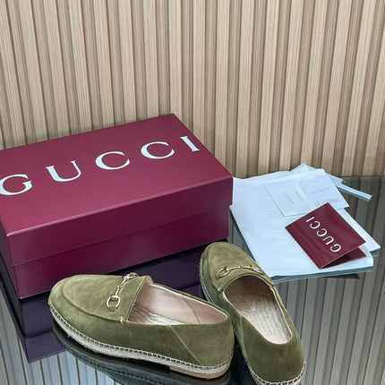 GUCCI 26S LOAFER IN MOSS GREEN SUEDE