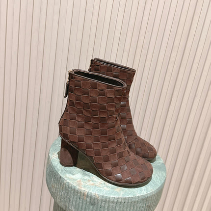 BOTTEGA VENETA 26S INTRECCIATO BOOTS 85 MM IN DARK BROWN SUEDE AND LAMBSKIN