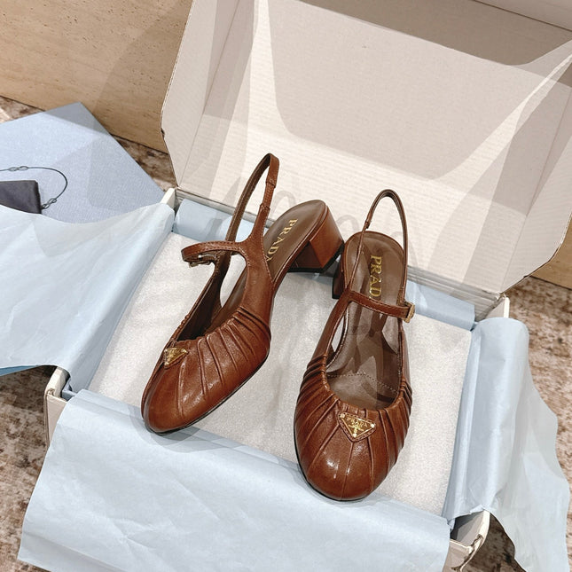 PRADA 26S SLINGBACK SANDALS 40MM IN CARAMEL BROWN CALFSKIN WITH LOGO