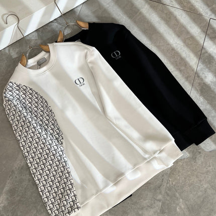 DIOR OBLIQUE CREWNECK SWEATSHIRTS IN WHITE AND BLACK