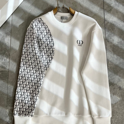 DIOR OBLIQUE CREWNECK SWEATSHIRTS IN WHITE AND BLACK