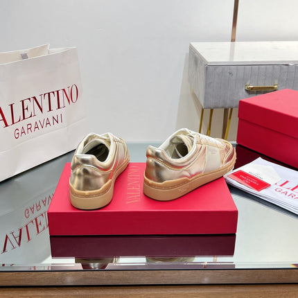 VALENTINO 25S UPVILLAGE SNEAKERS IN LIGHT GOLD LAMBSKIN