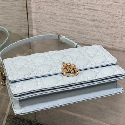 MINI BAG 24 IN LIGHT BLUE PATENT CANNAGE CALFSKIN
