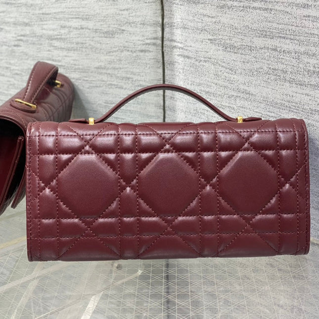 MISS CARO TOP HANDLE POUCH 24 IN TERRACOTTA RED MACROCANNAGE LAMBSKIN