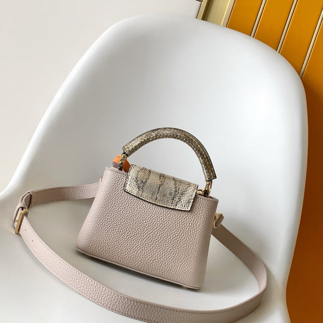 LV 26S CAPUCINES BAG 21 IN GRAYISH BEIGE TAURILLON CALFSKIN WITH GOLD HARDWARE